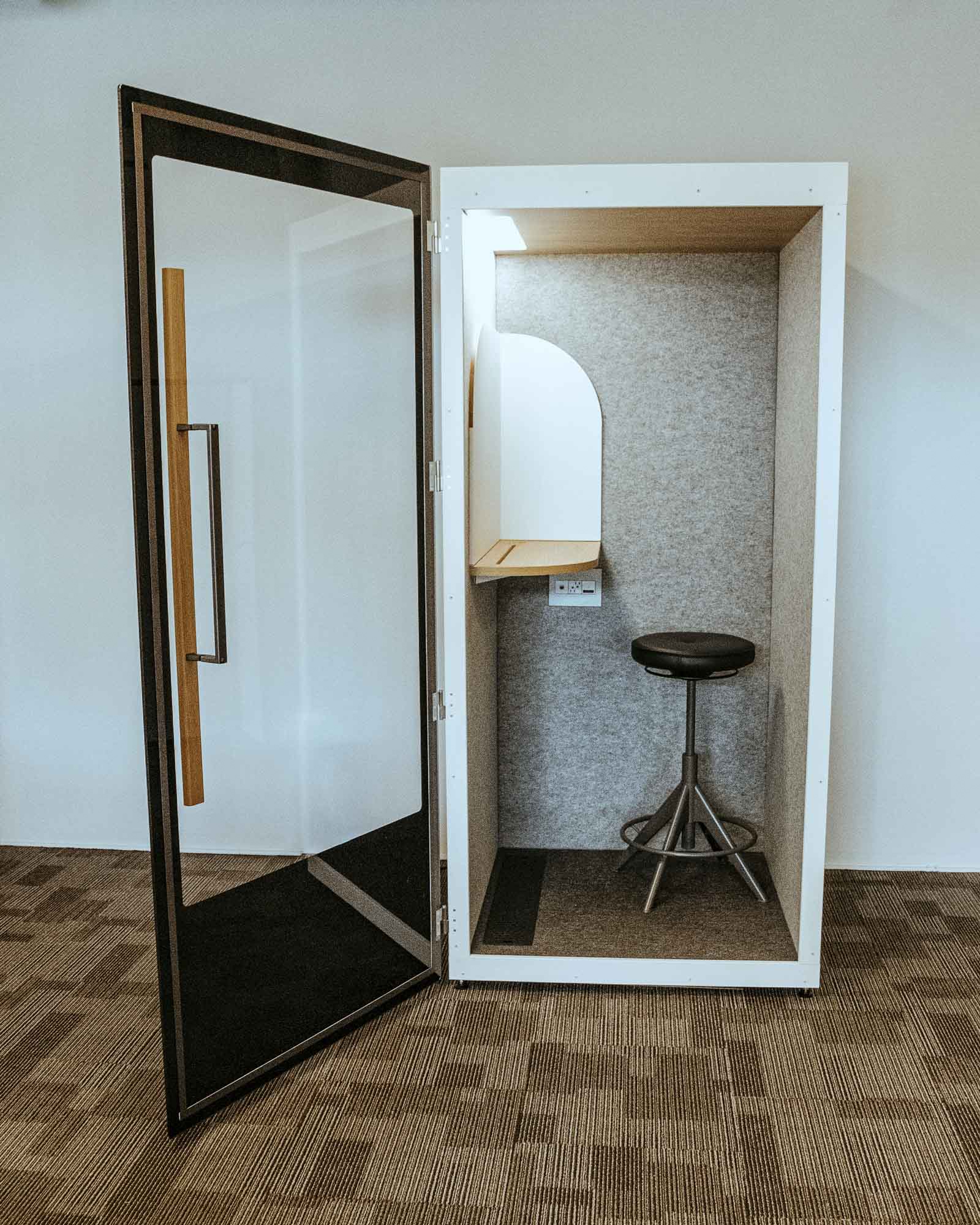 Urban Flex - St. Johns Phone booth