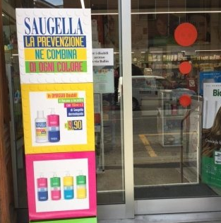 ingresso della farmacia