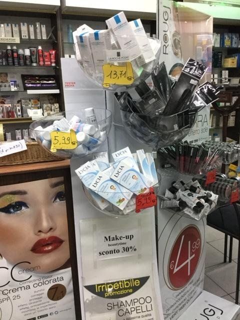 prodotti cosmetici in promozione