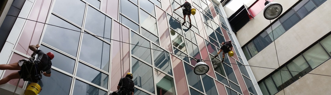 window cleaning, cleaners, commercial, pressure washing method, all surface
