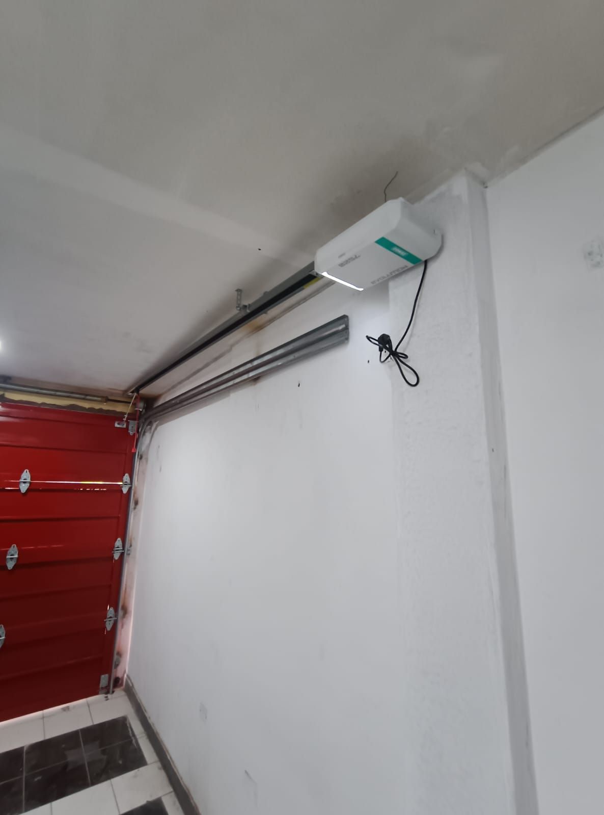 Abridor de puerta de garaje