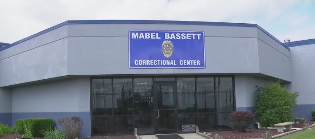 A building with a sign that says mabel bassett correctional center