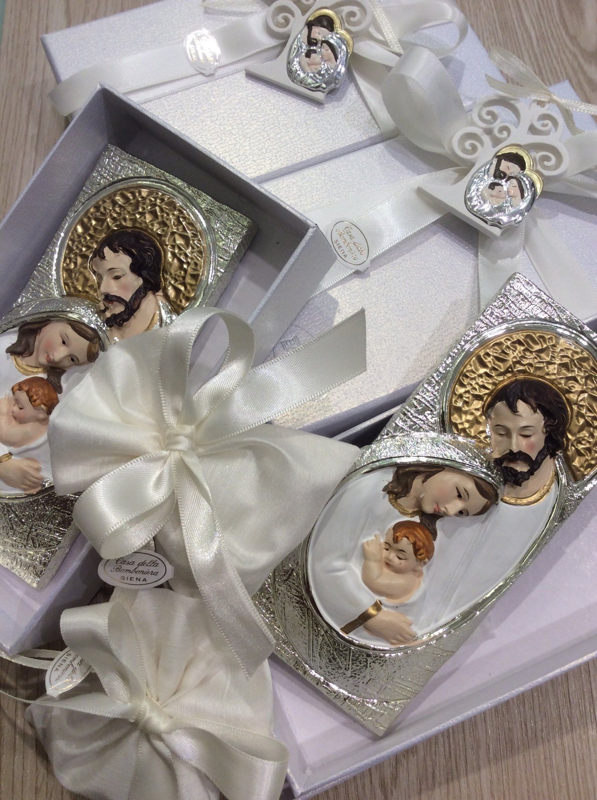 bomboniera a forma di bambola