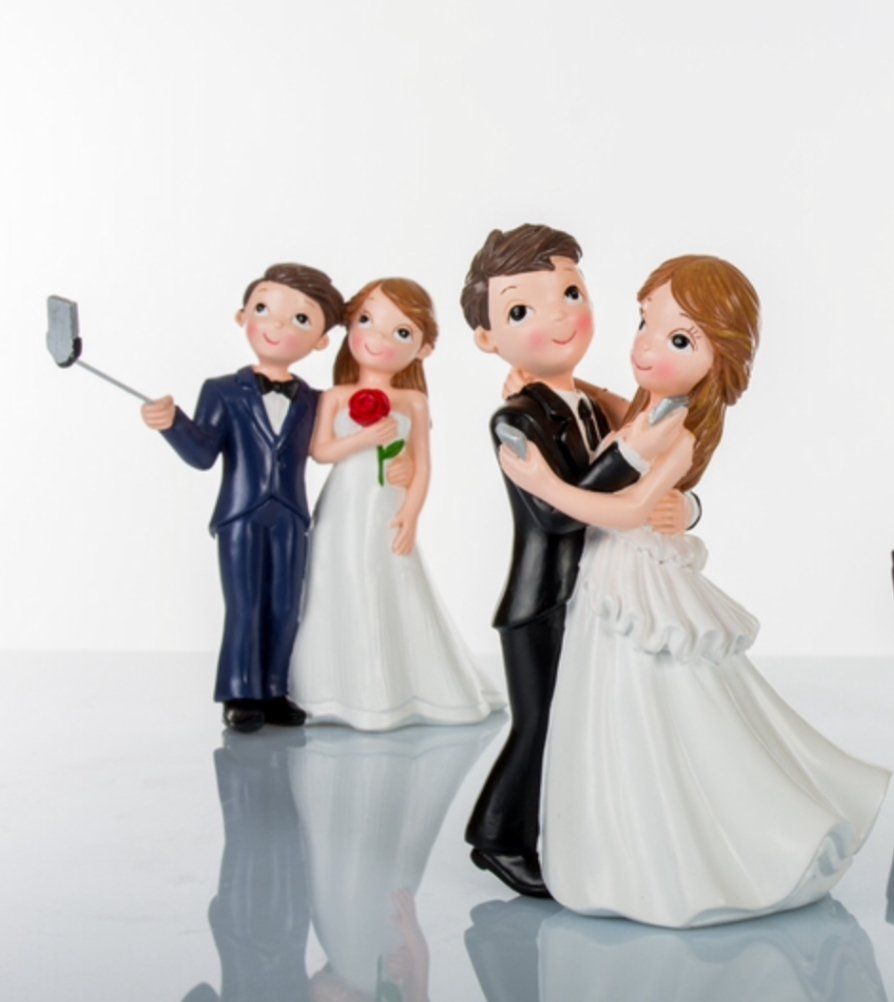 cake topper