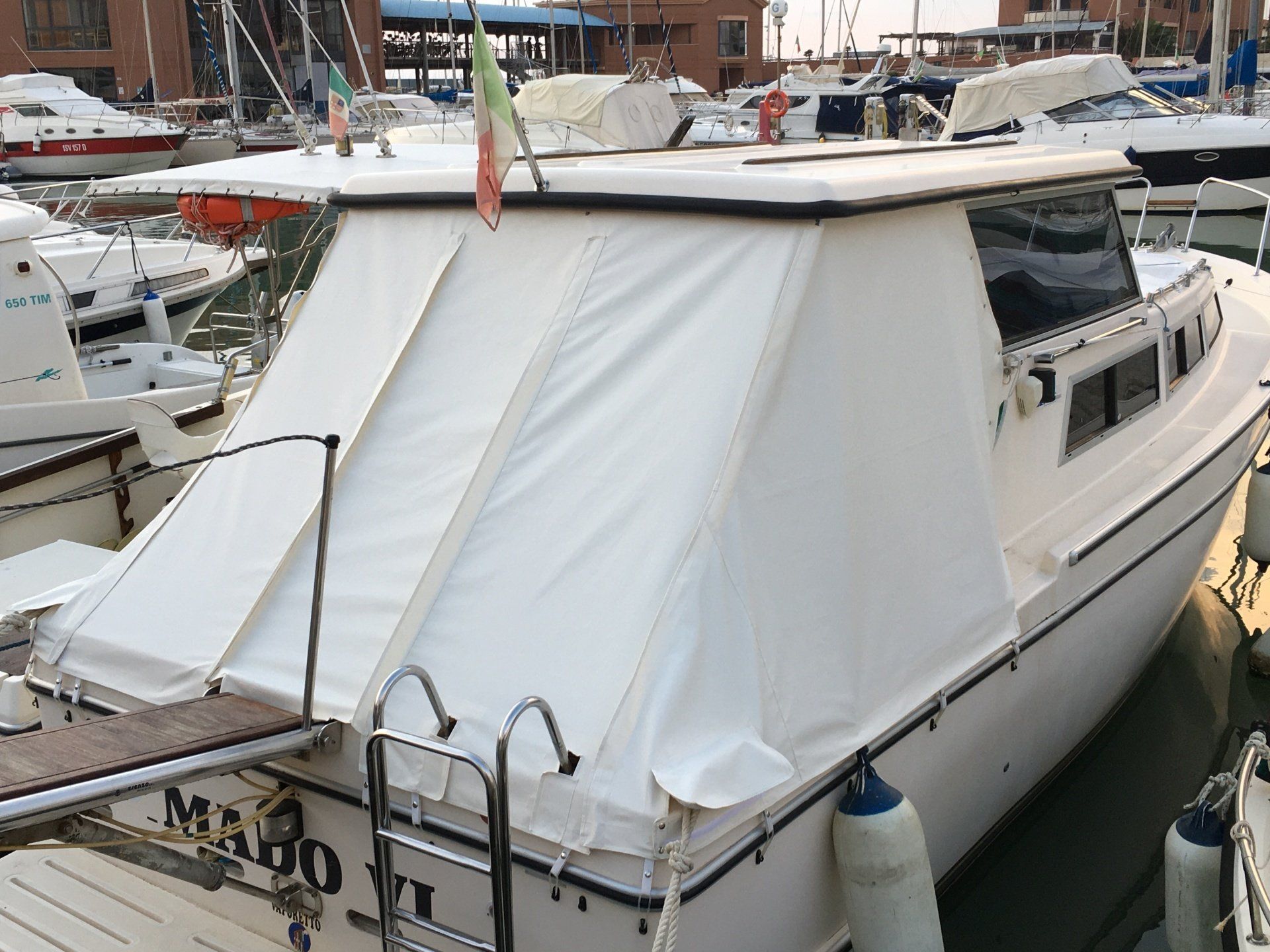 tettuccio barca bianco 02