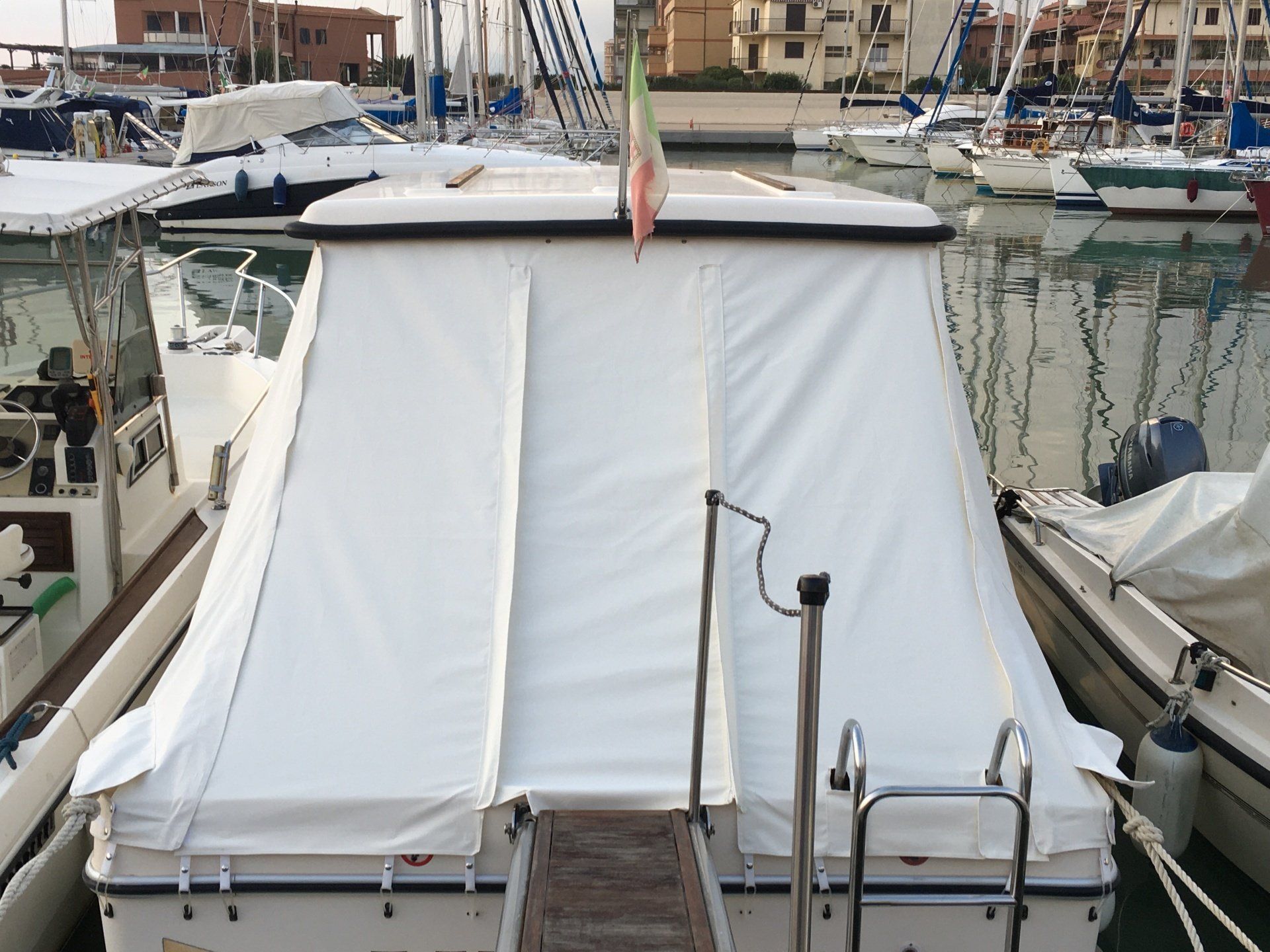 tettuccio barca bianco 01