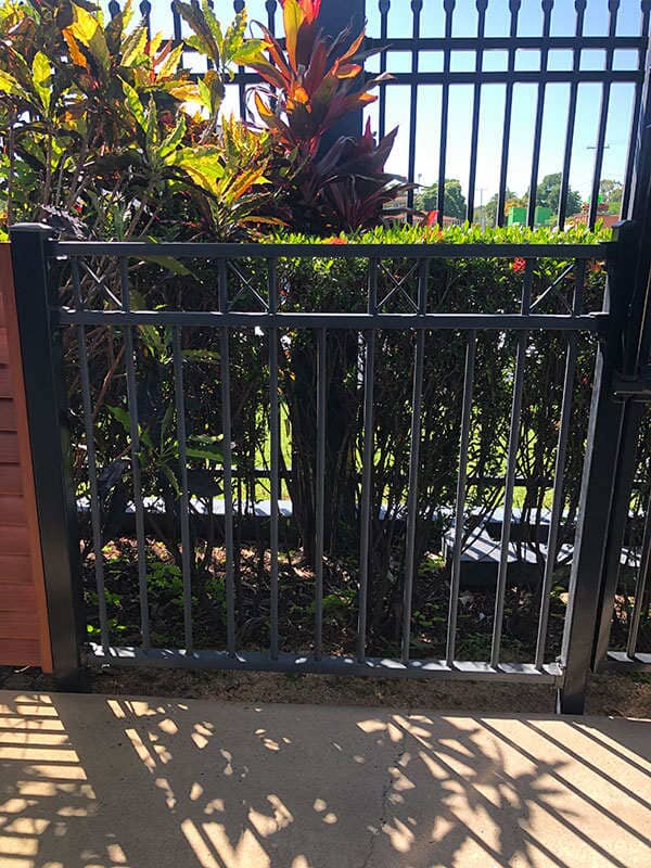 black automatic gates - gate automation Cairns, QLD