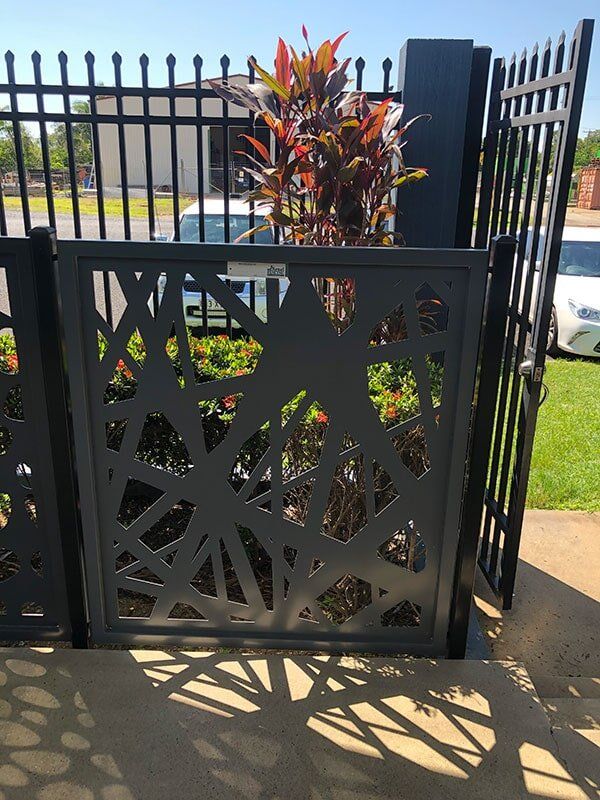 modern designed front gate - gate automation Cairns, QLD