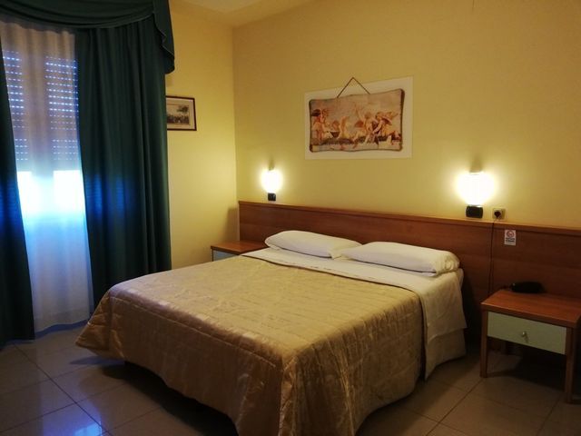 Camera d'hotel matrimoniale