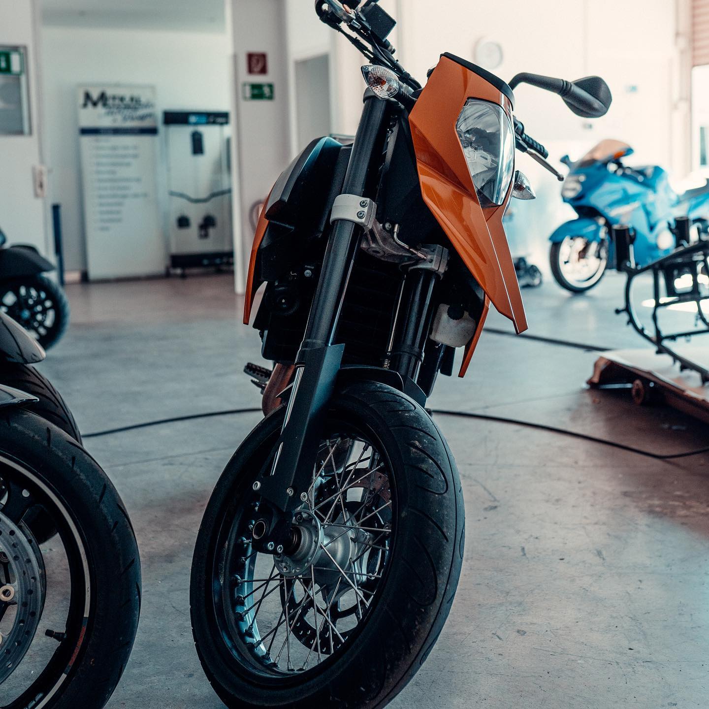 Motorcross Maschine orange