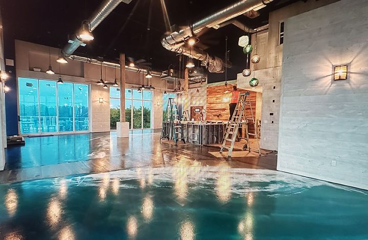 Papa Joes glass floor