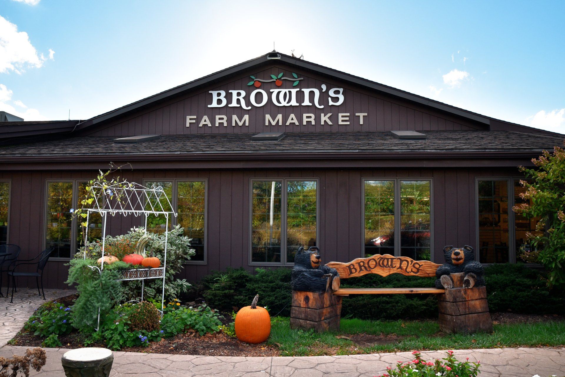 Brown's Orchards & Farm Market