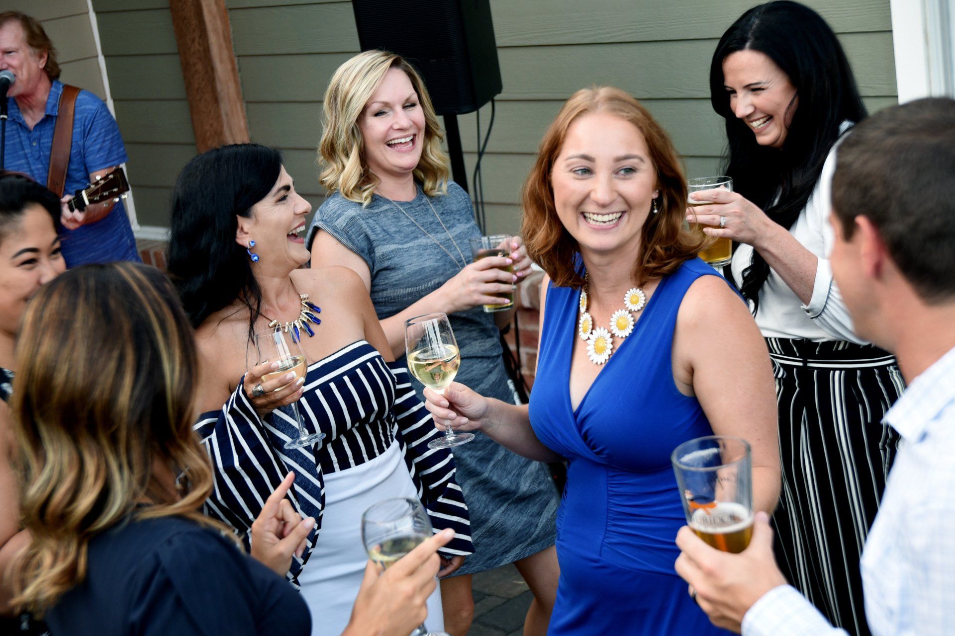 Lifetyle photography of live music at Wyndridge Farm in South Central Pennsylvania