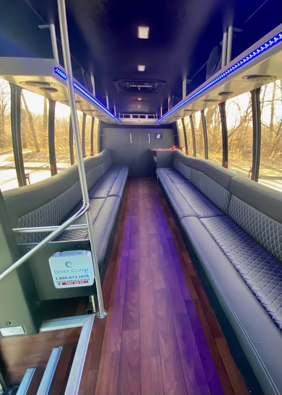 22 Passenger Limo Bus Rental Des Moines Iowa Party Bus Service