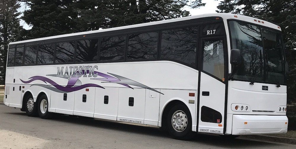 charter coach bus service Des Moines