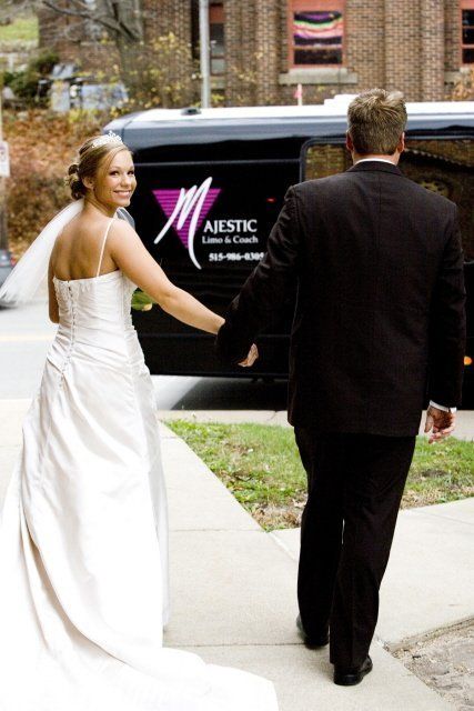 best wedding limo service Des Moines