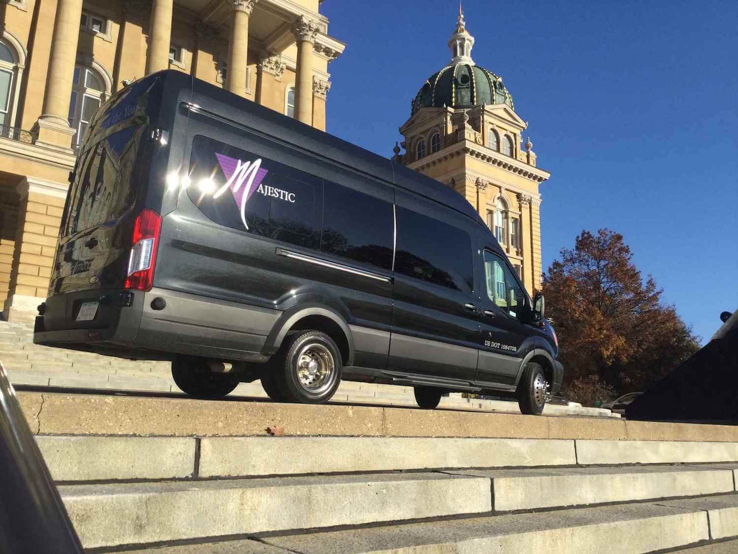 Luxury Van Rental Service Des Moines Iowa DSM Airport Shuttle