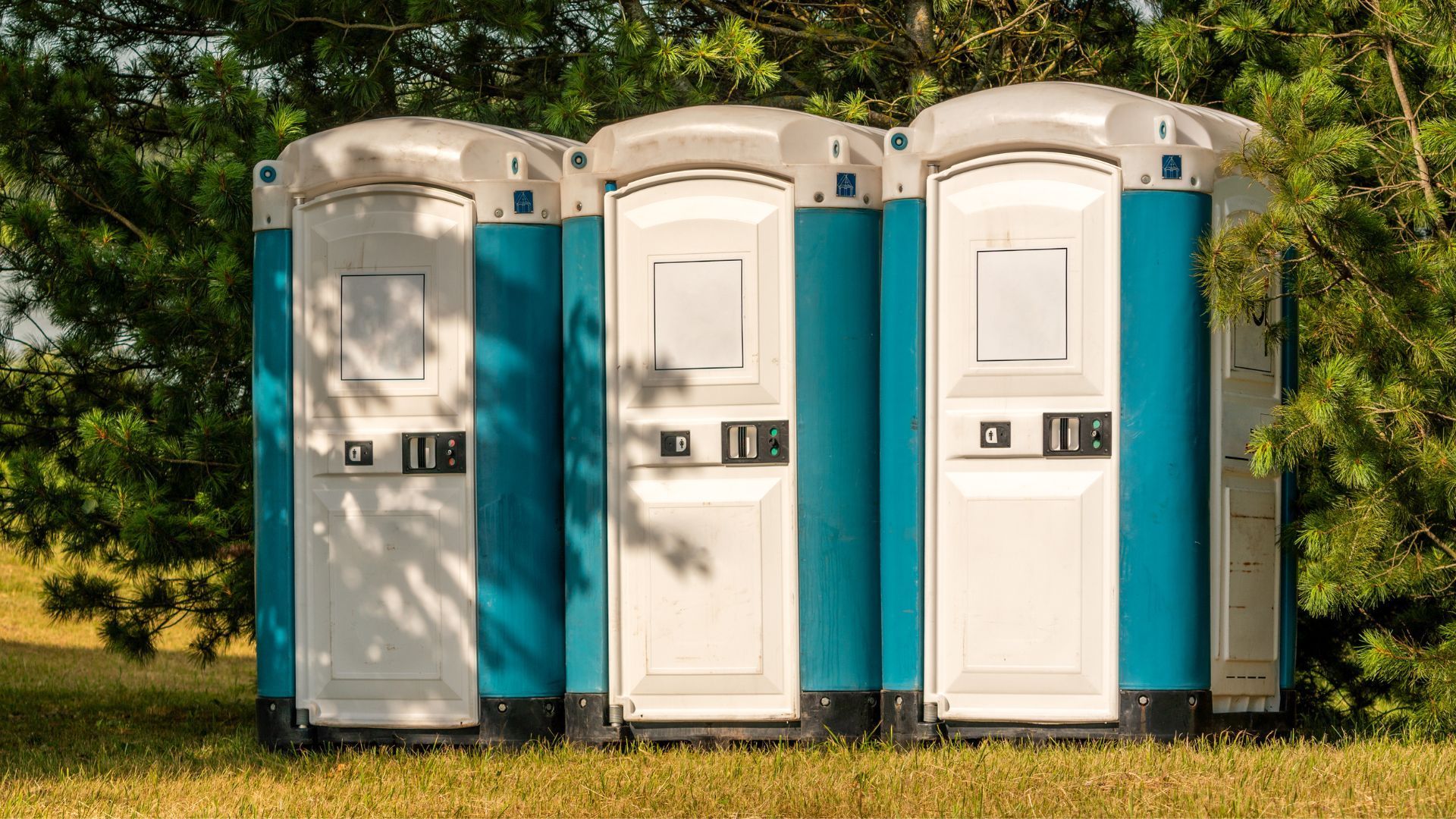 A Comprehensive Guide to Portable Toilets for Construction Sites