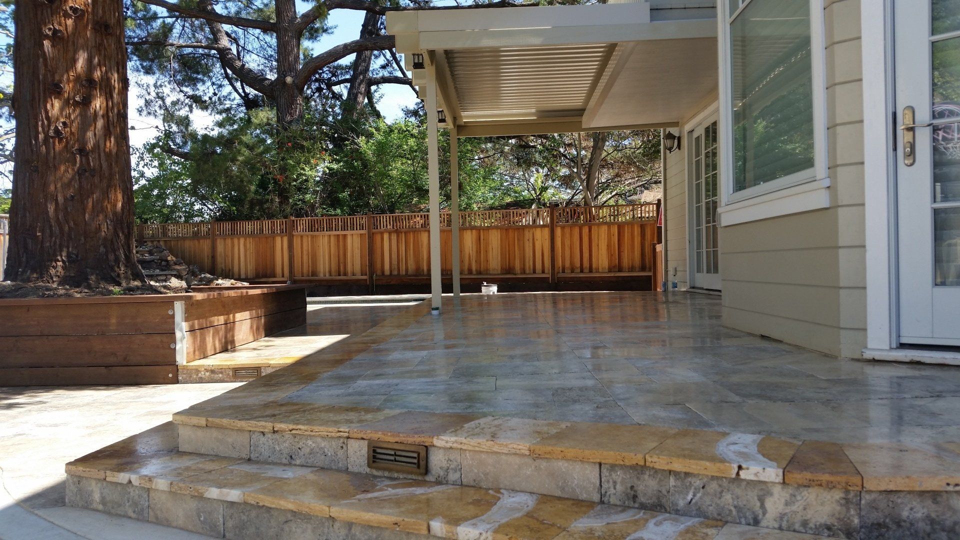 elk grove Concrete backyard steps
