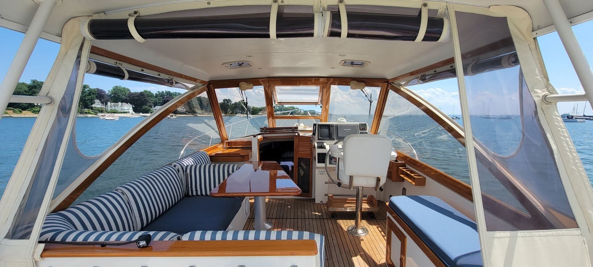 LITTLE HARBOR WHISPERJET 38' 5