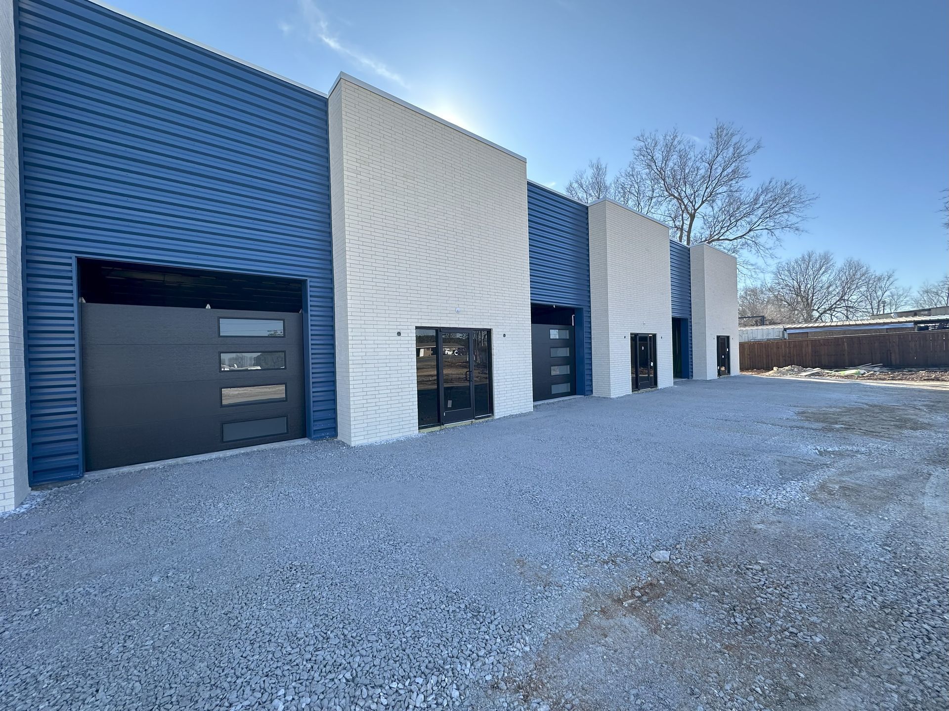 Flex space commercial building