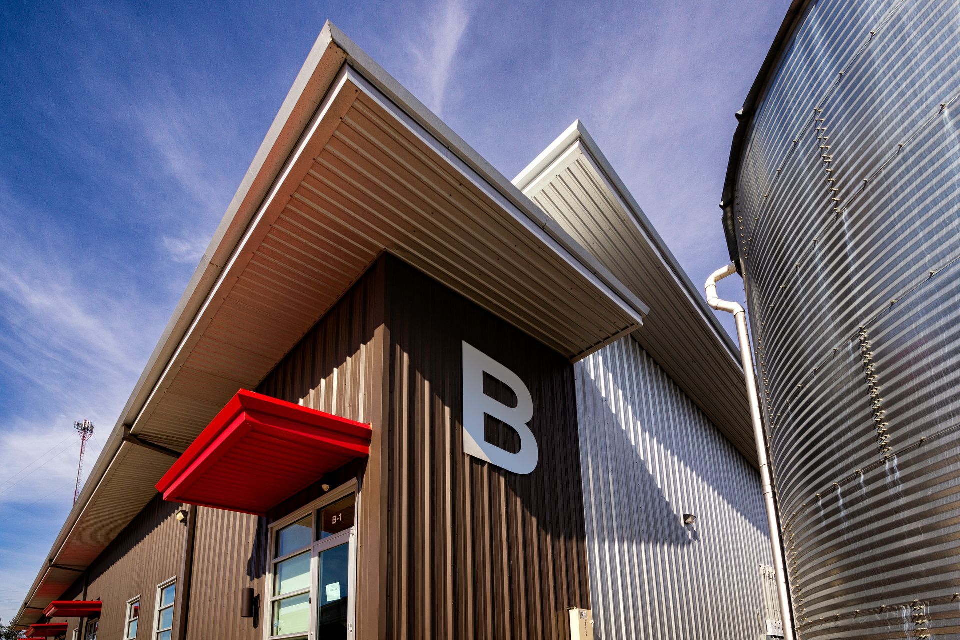 A building with the letter b on it