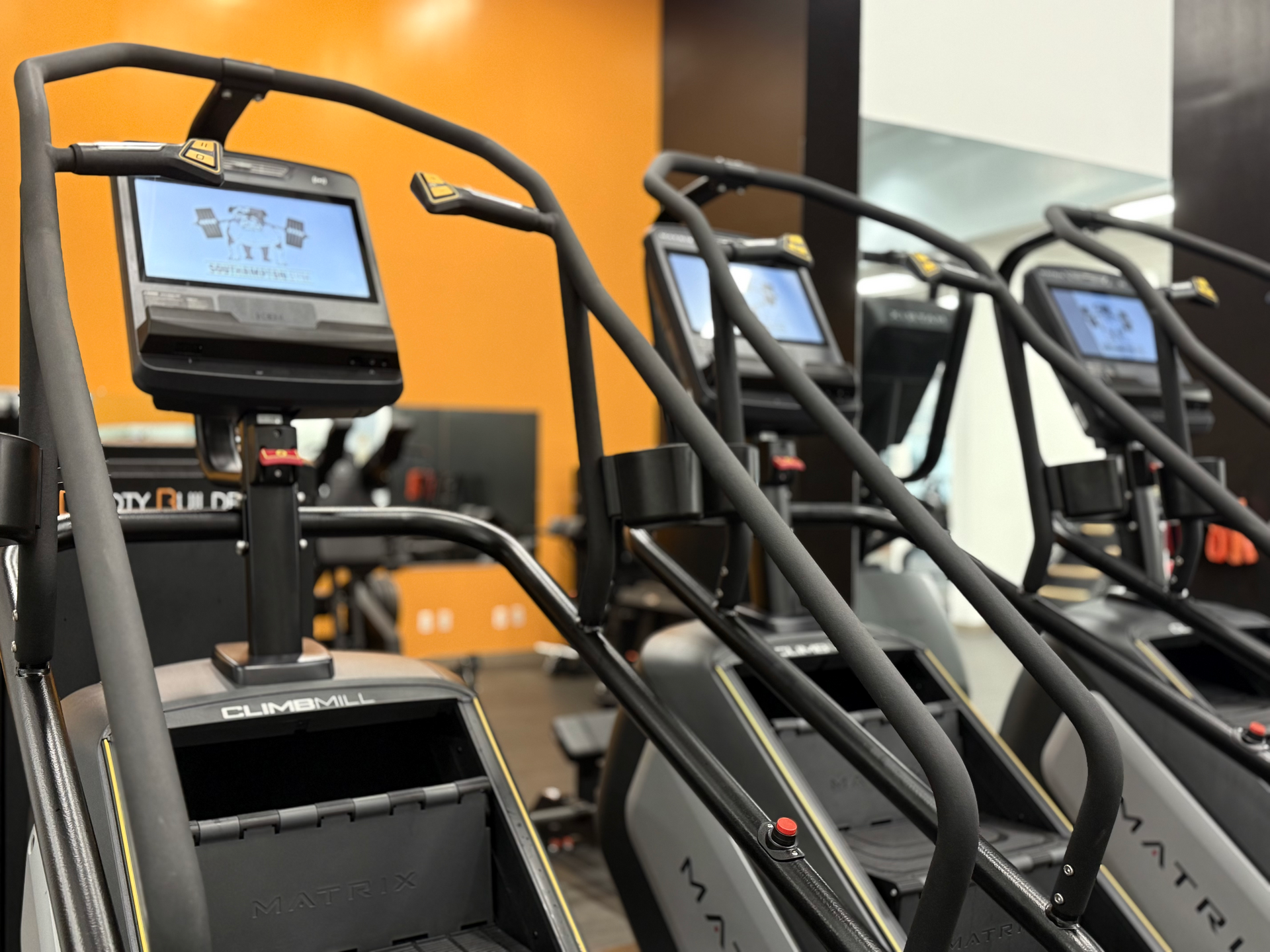 Stepmill or stair climber cardio equipment