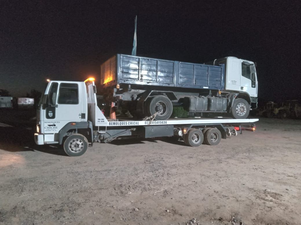 Remolques Chiche - Traslado de vehículos y tractores