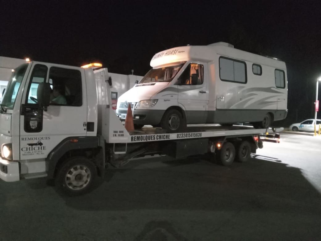 Remolques Chiche - Traslado de vehículos y tractores