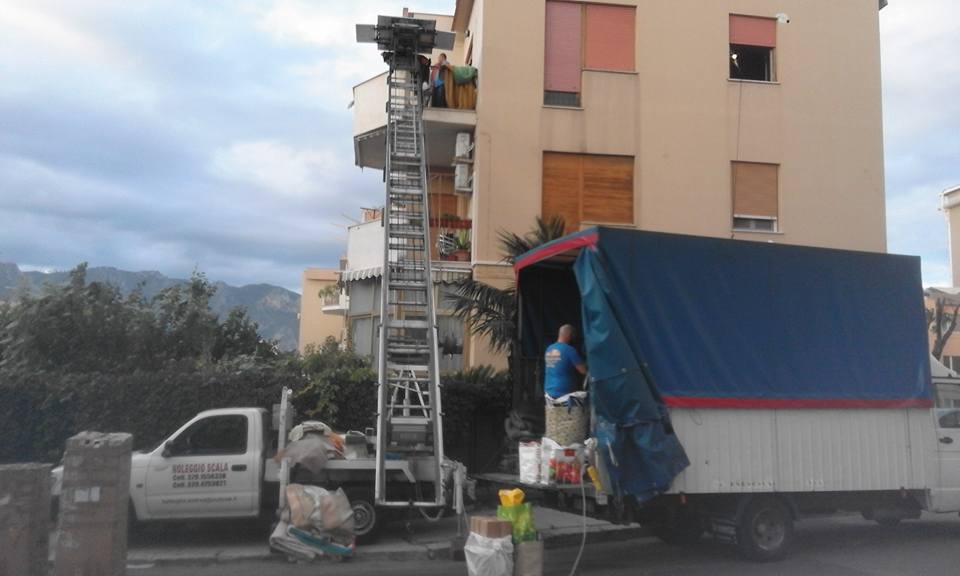 trasloco per privati con piattaforma aerea