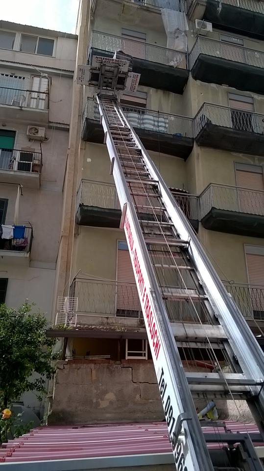 piattaforma elevatrice per traslochi Palermo