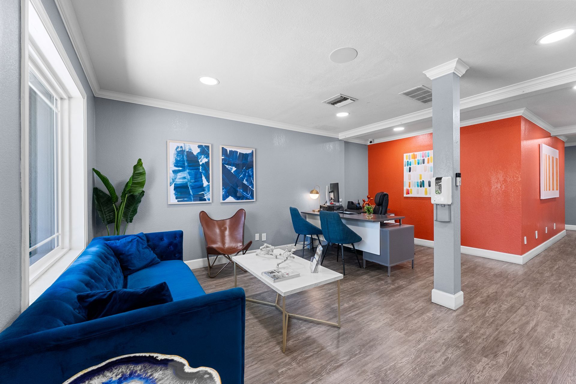 Highland Pinetree office lounge