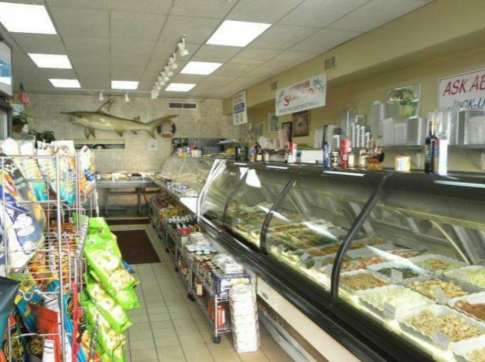 fresh sea food to purchase inside