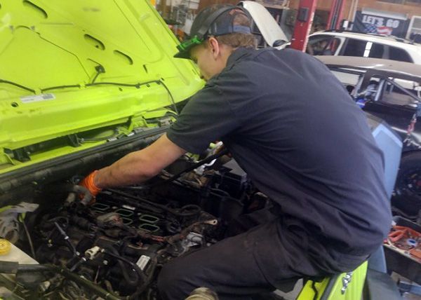 10 Tire & Service Center Gallery Image