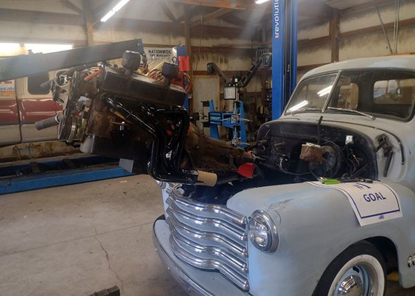 10 Tire & Service Center Gallery Image