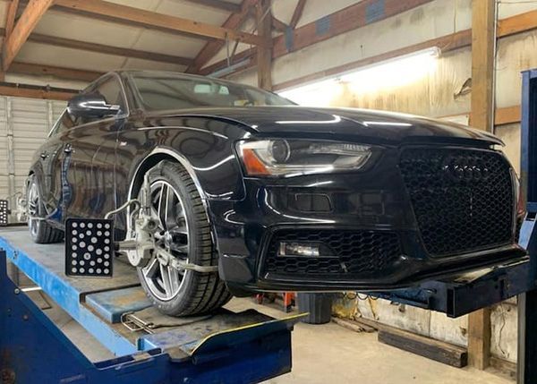 10 Tire & Service Center Gallery Image