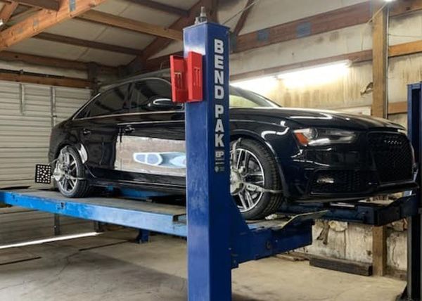 10 Tire & Service Center Gallery Image