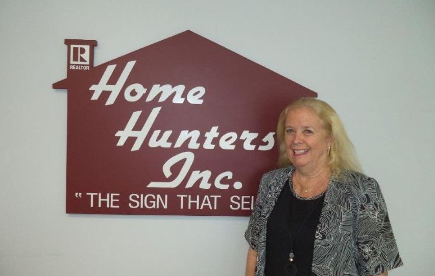 Home for Sale — Darlene Simons in Fort Myers, FL
