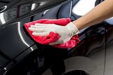 auto detailing - Val's Auto Beauty Center in Mandan, ND