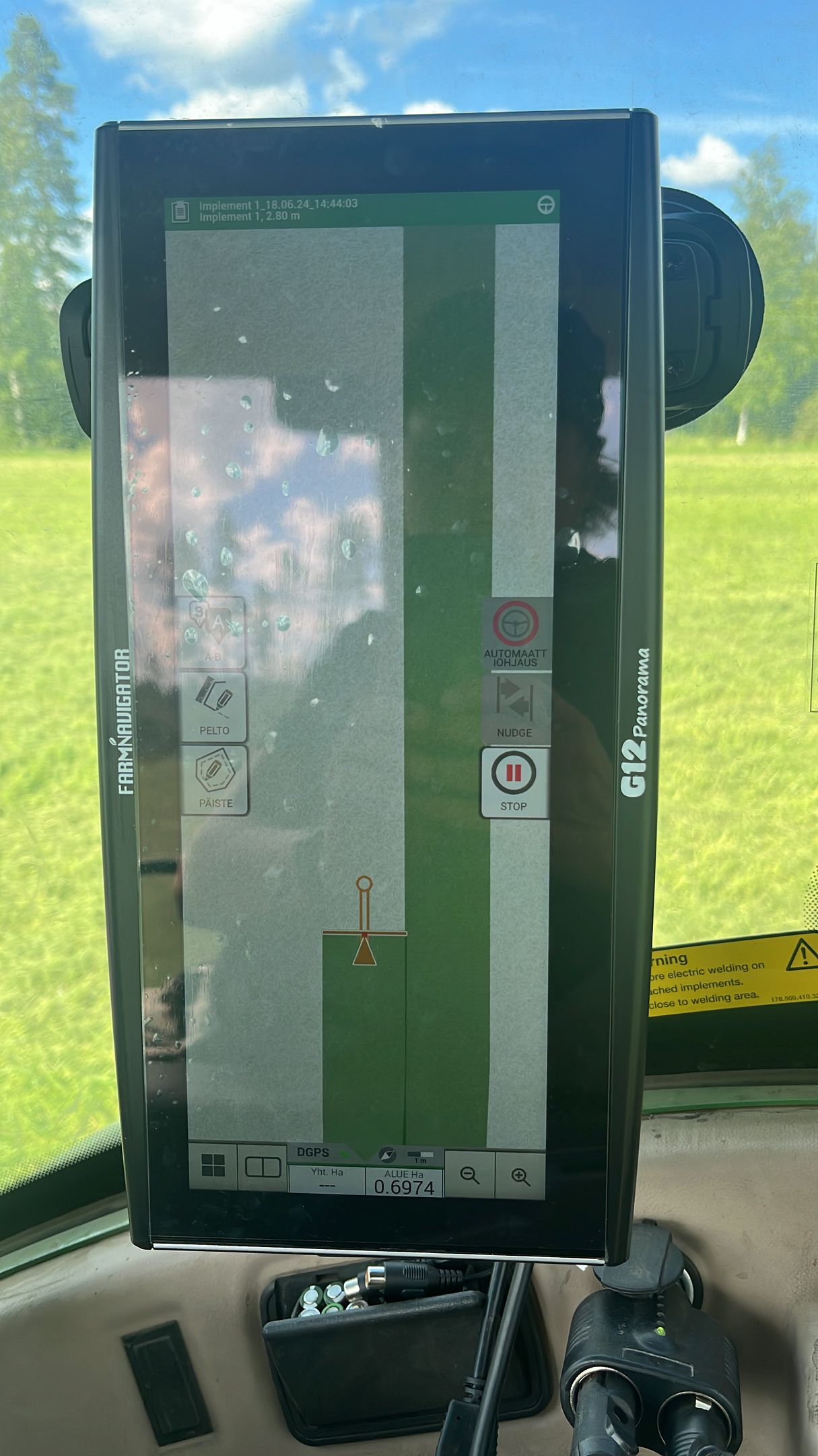 Peltokartat ajo-opastimen näytössä