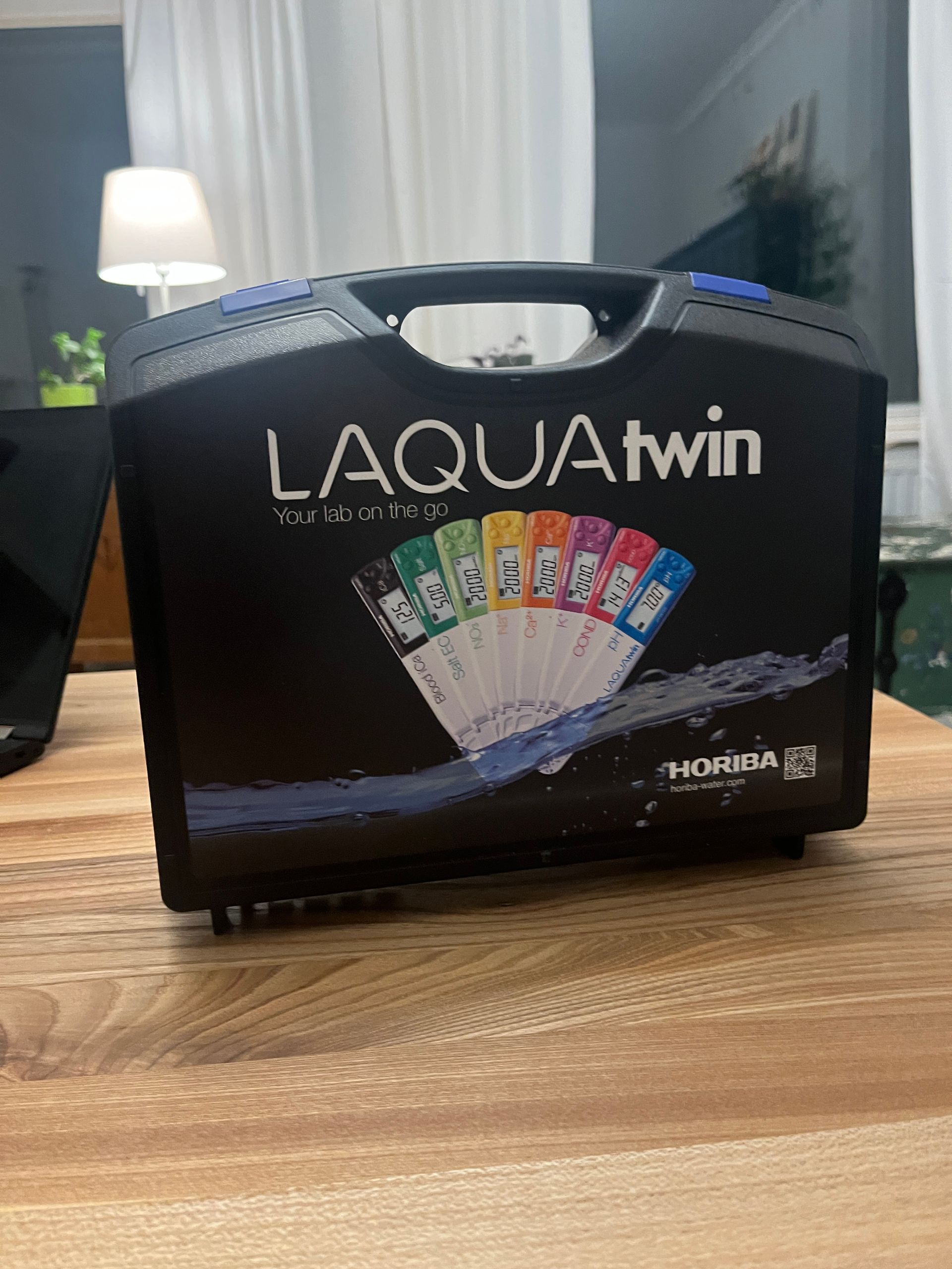 Horiba LAqua Twin ravinnemittarit ja pH sekä EC mittarit. maaperälle ja kasvualustalle.