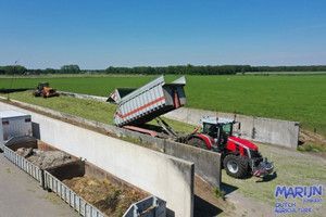 TRactor bumper rehunteossa. Liikenneturvalliuutta liikuttaessa pienillä kyläteillä.