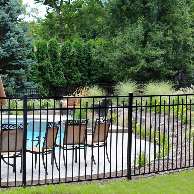 What are the Benefits of Aluminum Fences?