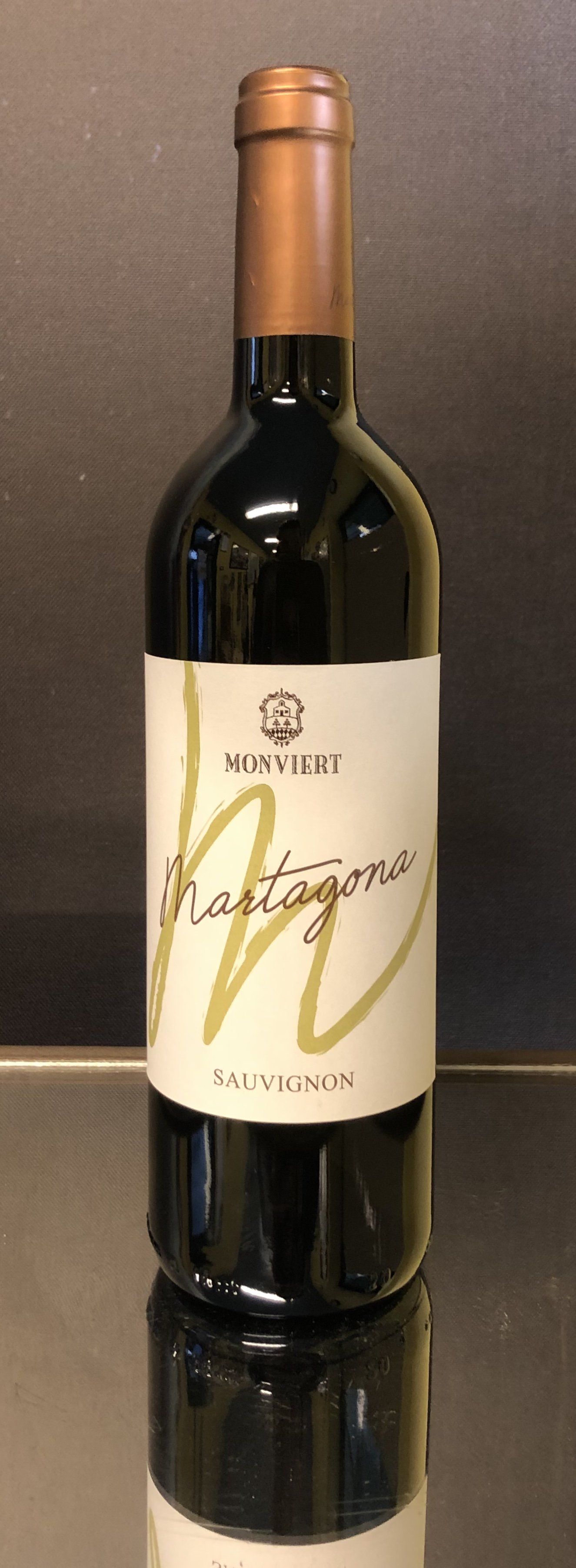 vino Montagner Cuvèe Extra Dry