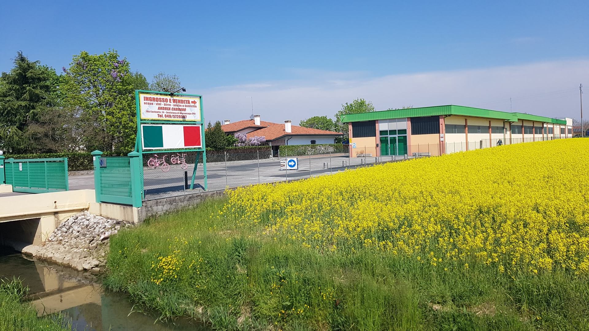 stabilimento di azienda di distribuzione bevande