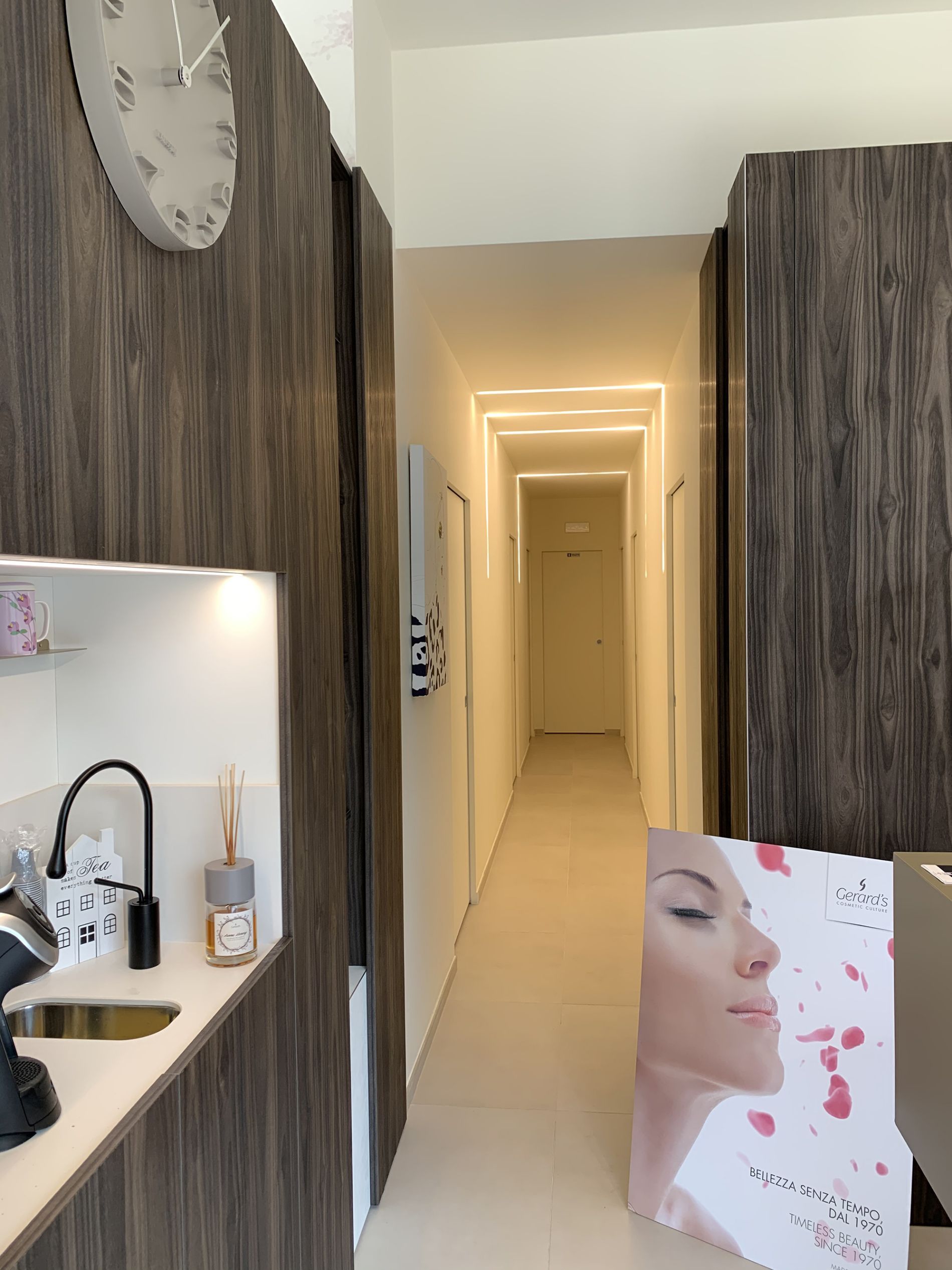 corridoio di un centro estetico