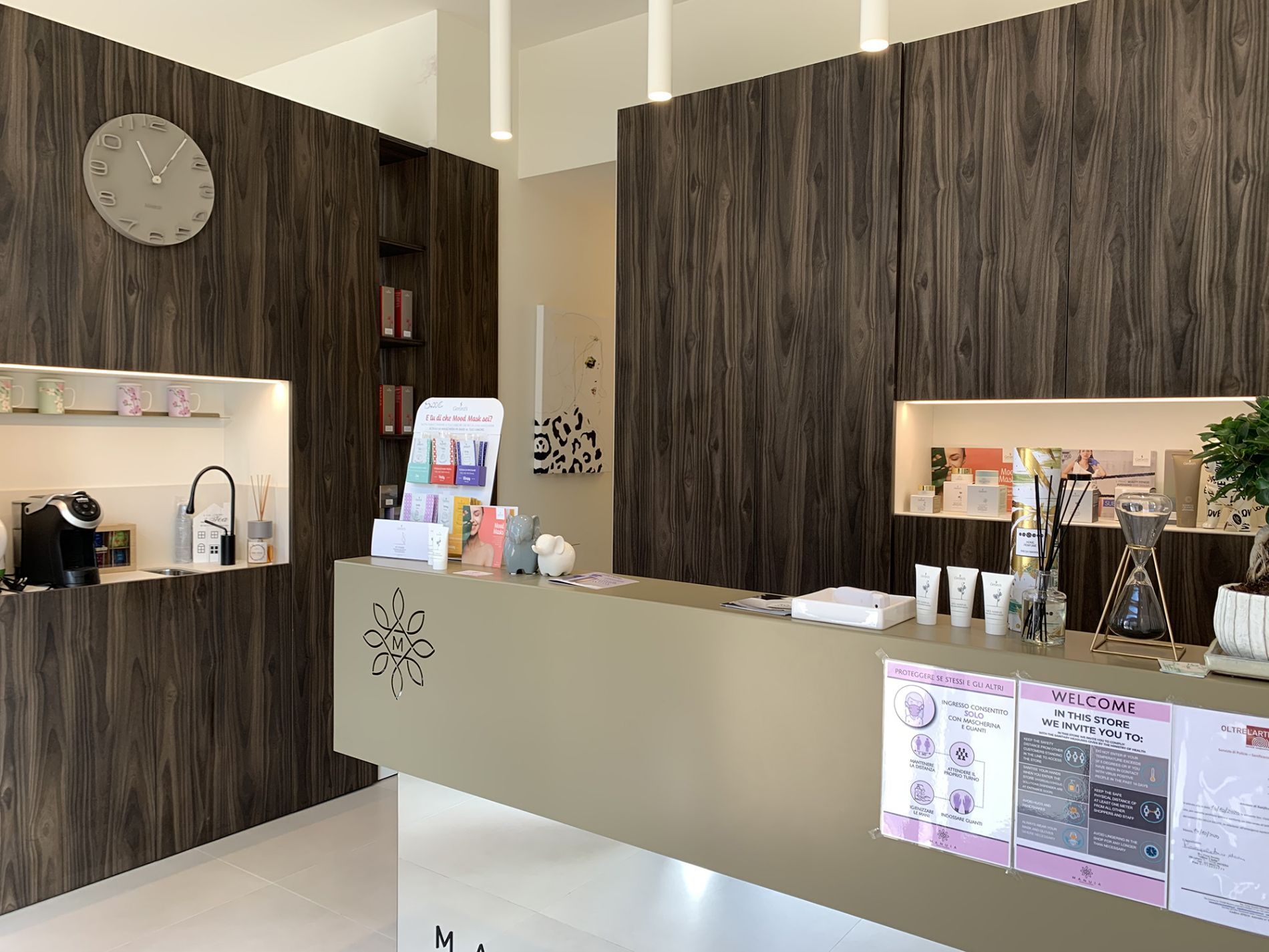 reception di un istituto di bellezza