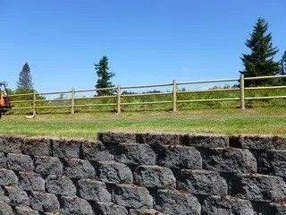 Stone retaining wall - Vancouver, WA - DJ Fence Service
