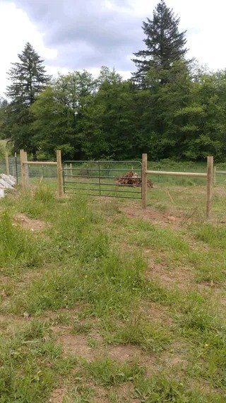 Two way brace post - Vancouver, WA - DJ Fence Service