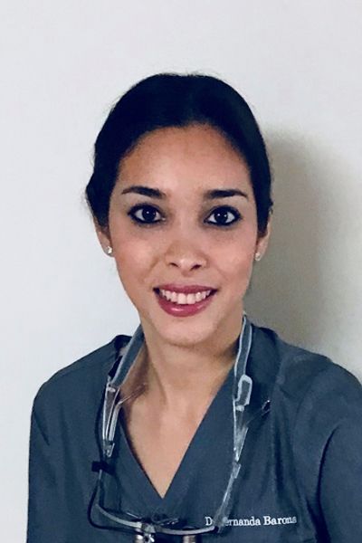 Dr. Fernanda Barona | Periodontist in Thornhill, ON | Gum Disease in Thornhill